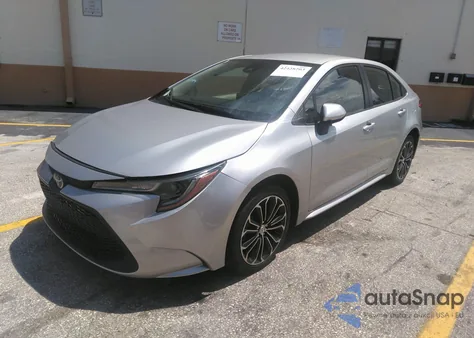 2020 Toyota Corolla Le из США, поврежденный, VIN JTDEPRAEXLJ023560